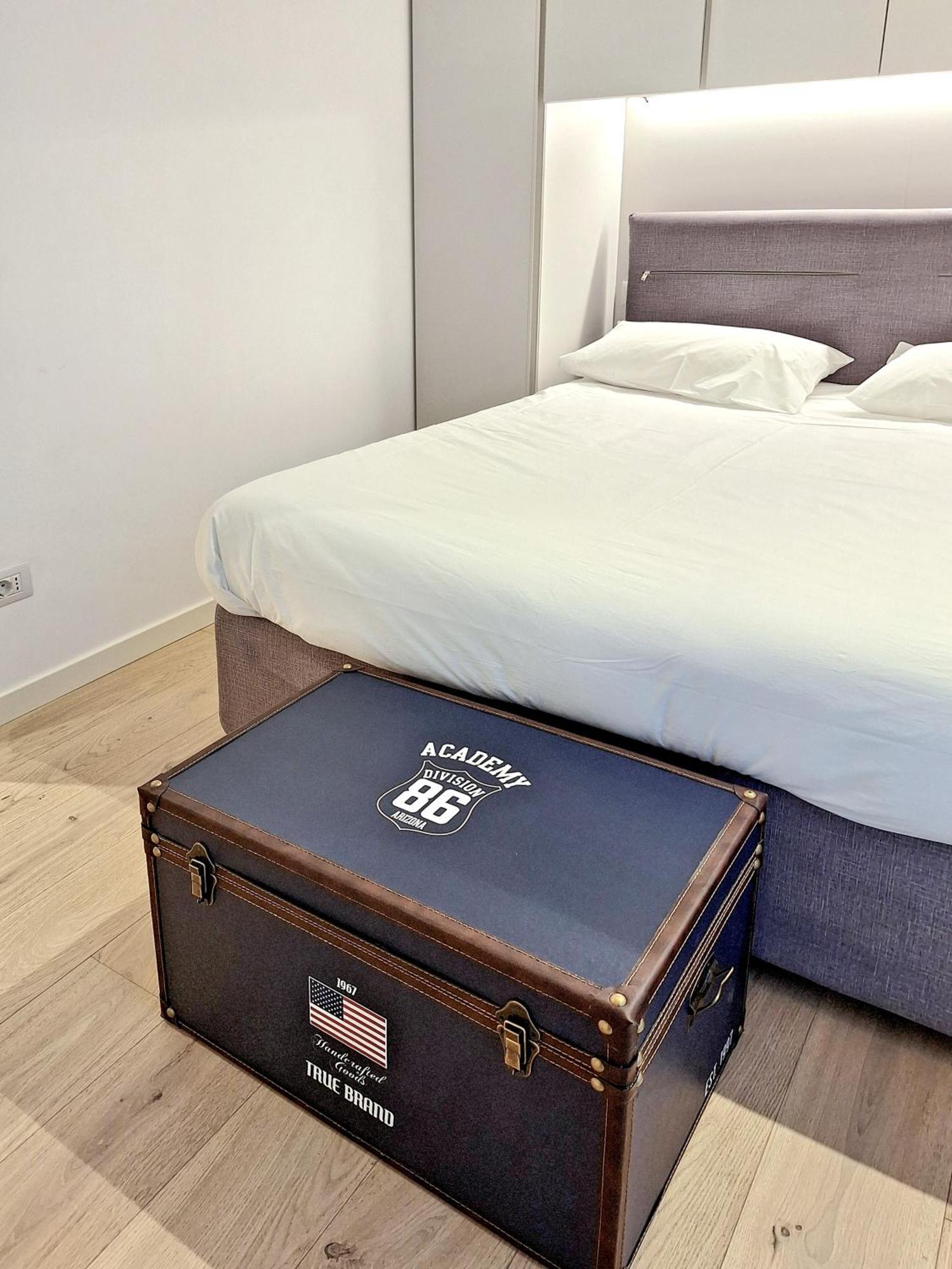 Compagnoni12 Luxury Penthouse With Private Jacuzzi And * Milan
